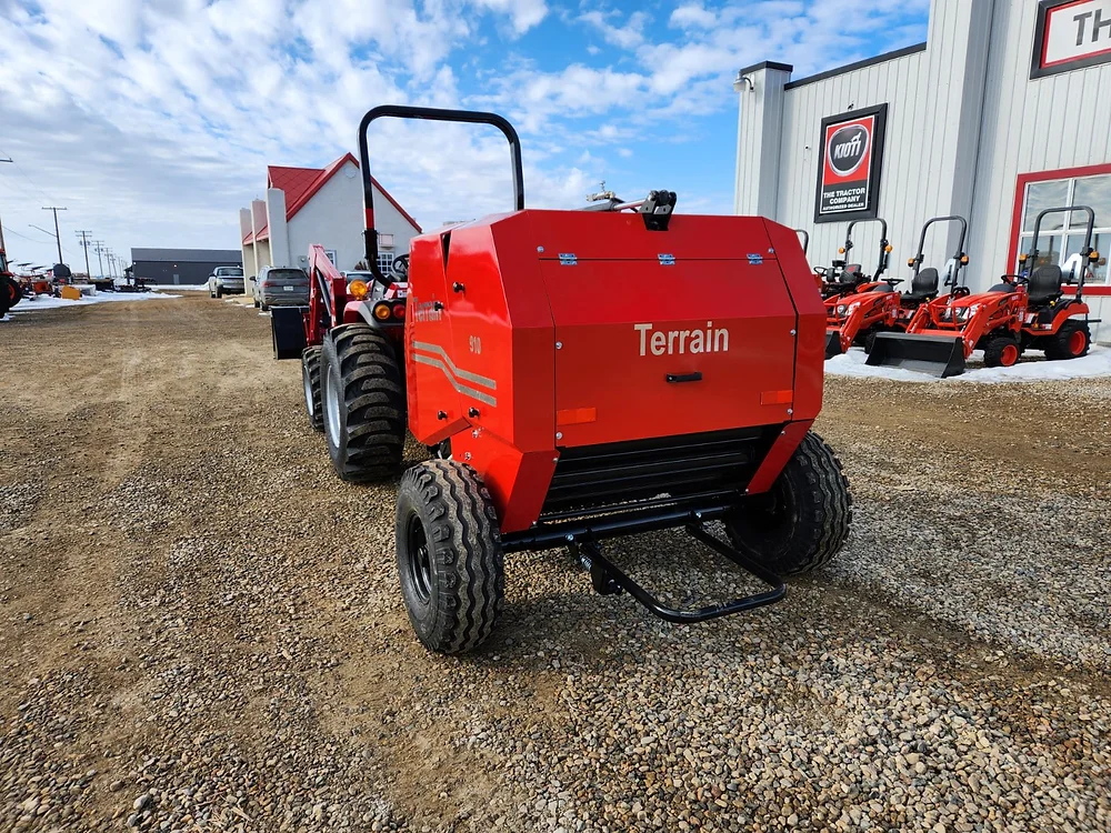 Terrain Implements M-910 Mid-size Round Baler - Twine